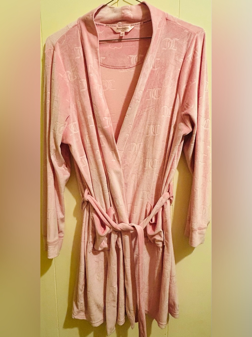 Juicy Couture Pink Shawl Collar Robe LG/XL